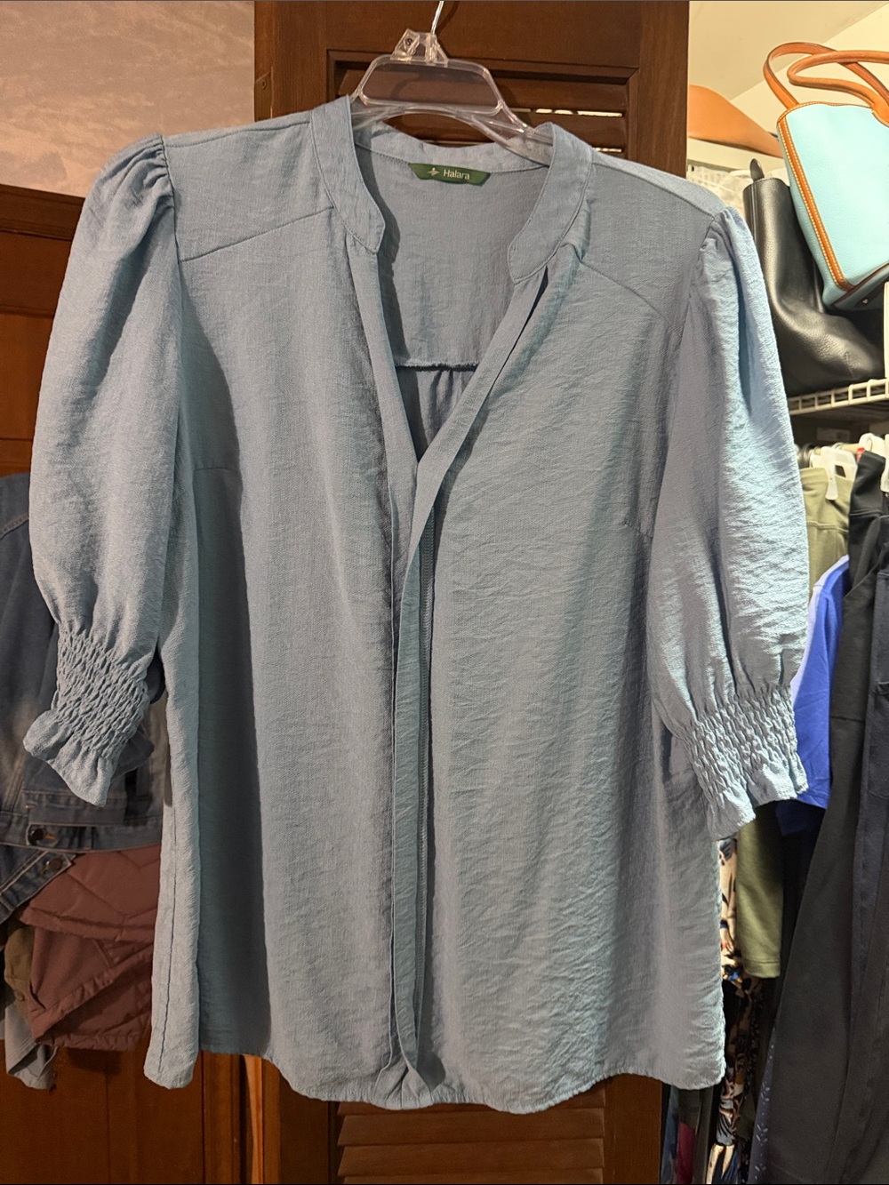 HALARA Pale Blue Puff Sleeve Button-Front Blouse